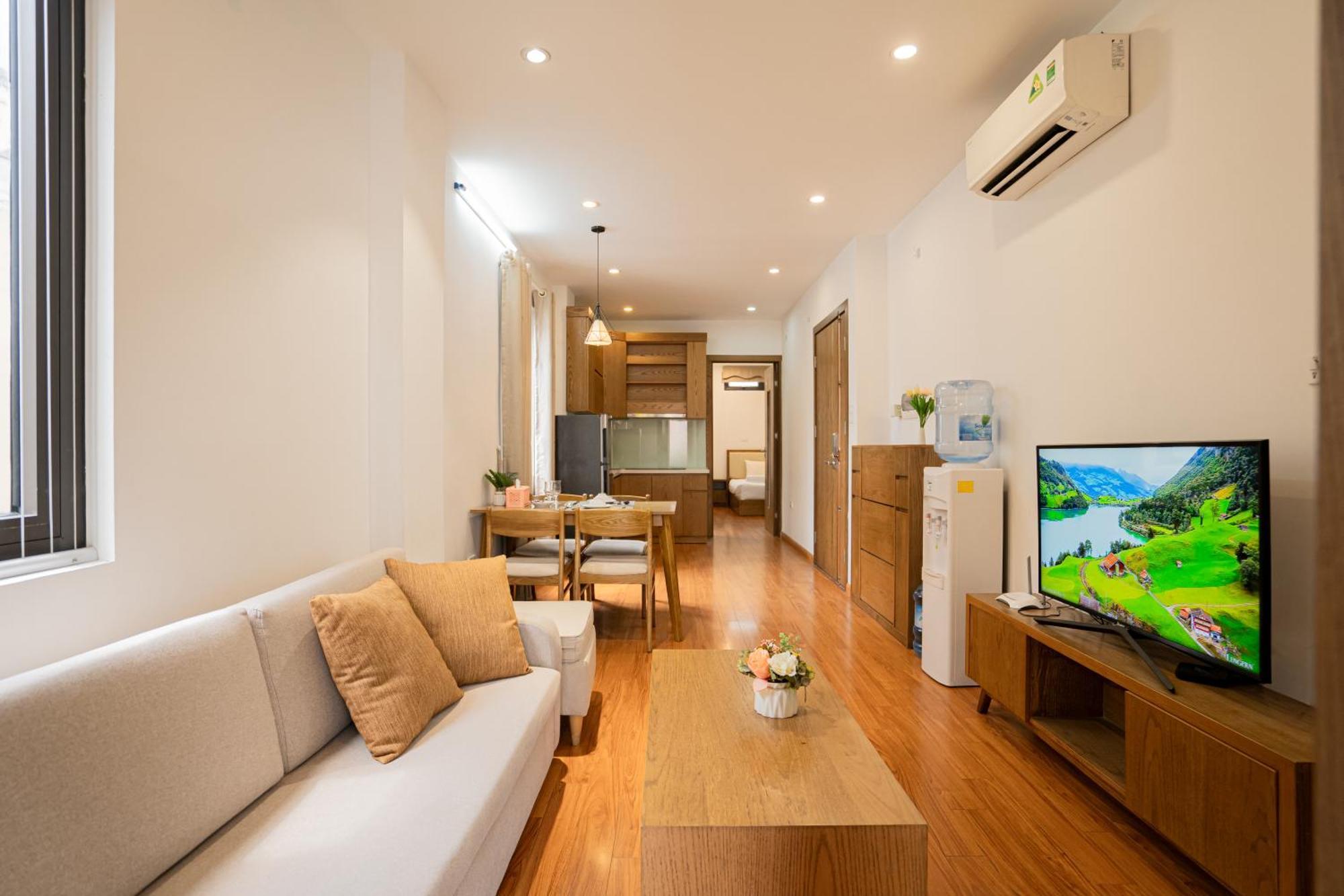 22Housing Hotel & Residence 60 Linh Lang 河内 外观 照片