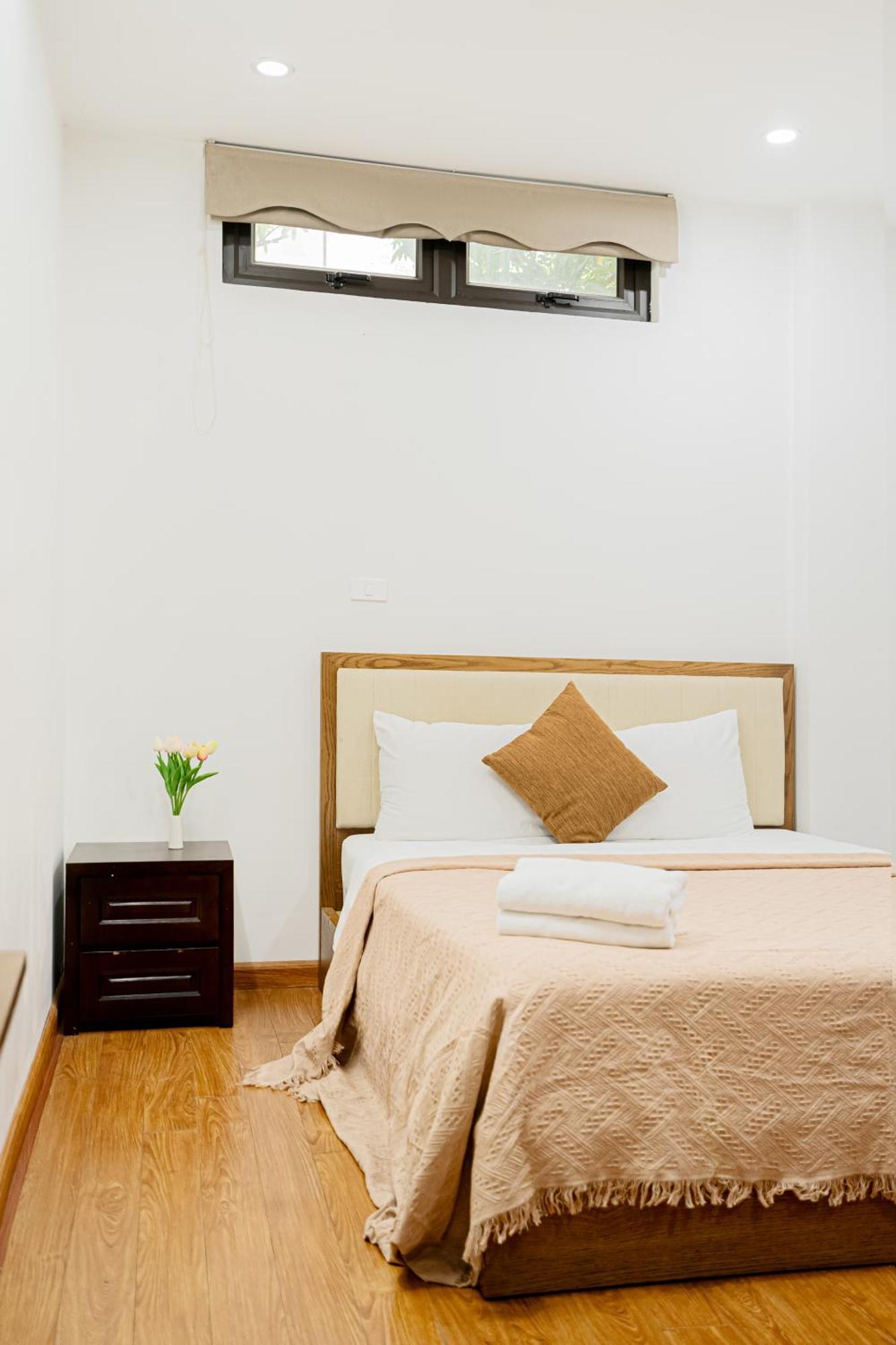 22Housing Hotel & Residence 60 Linh Lang 河内 外观 照片