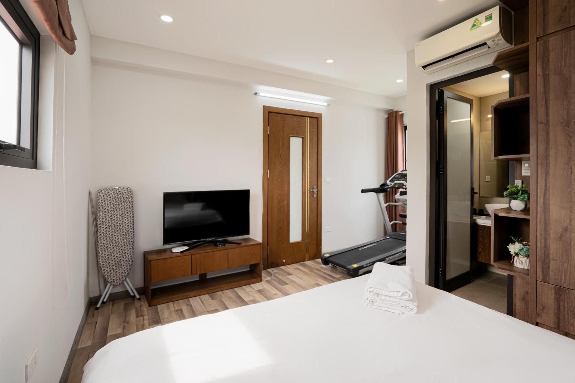 22Housing Hotel & Residence 60 Linh Lang 河内 外观 照片
