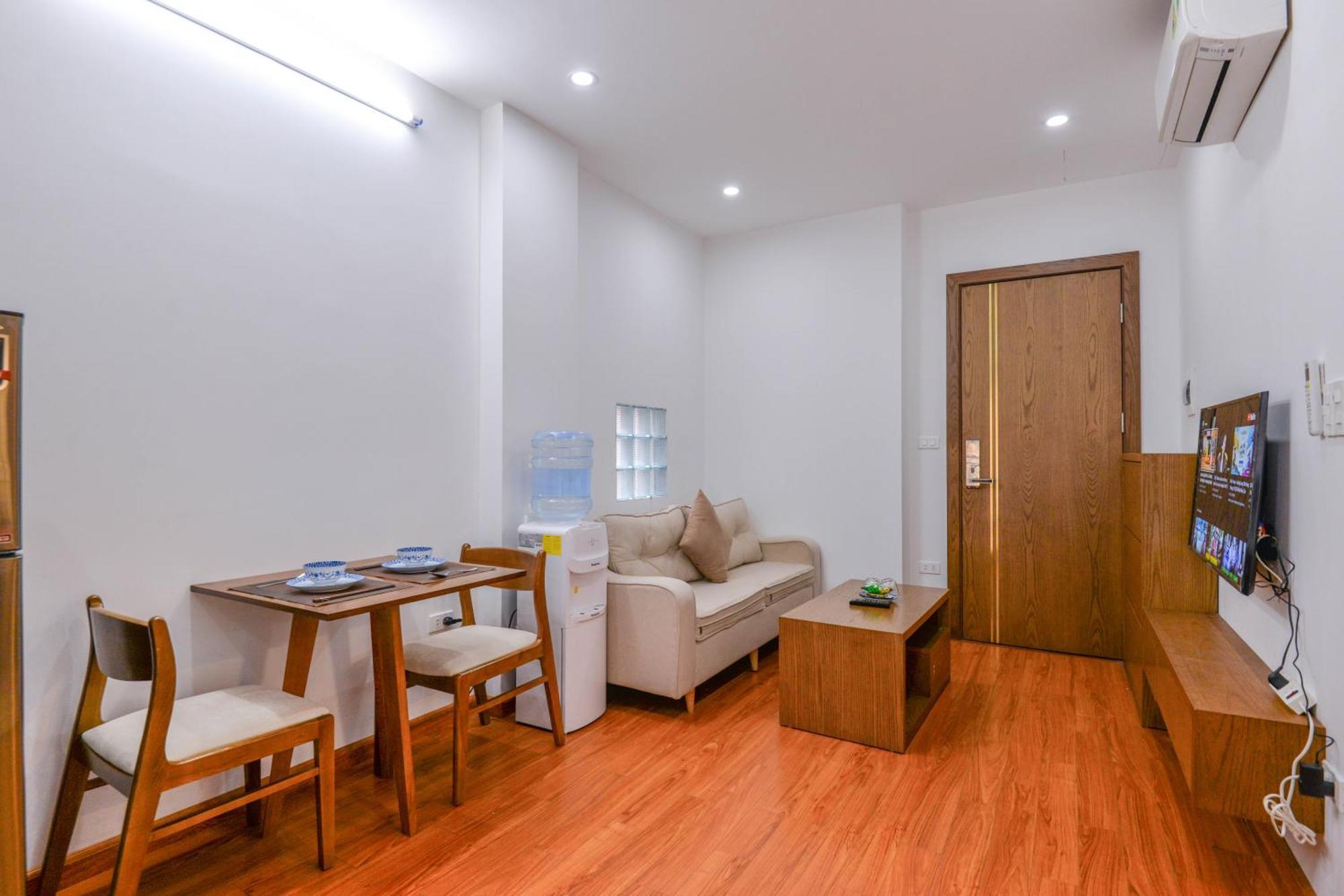 22Housing Hotel & Residence 60 Linh Lang 河内 外观 照片